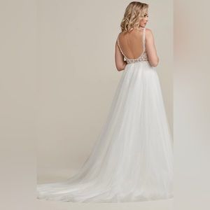 Brand new wedding dress